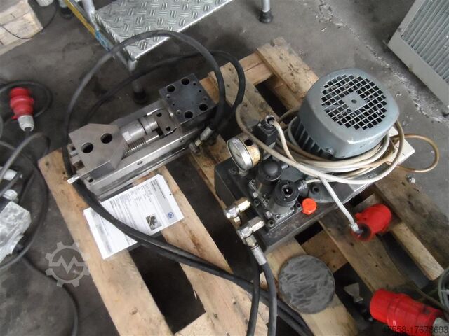 Hydraulický svěrák Röhm verschiedene