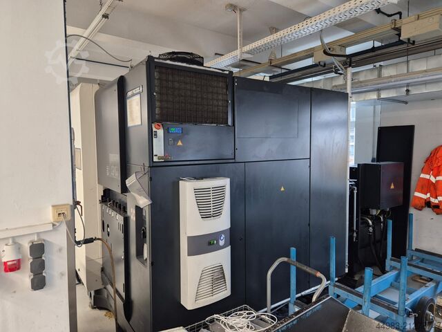 Universal machining center DECKEL MAHO DMU 40 eVo linear