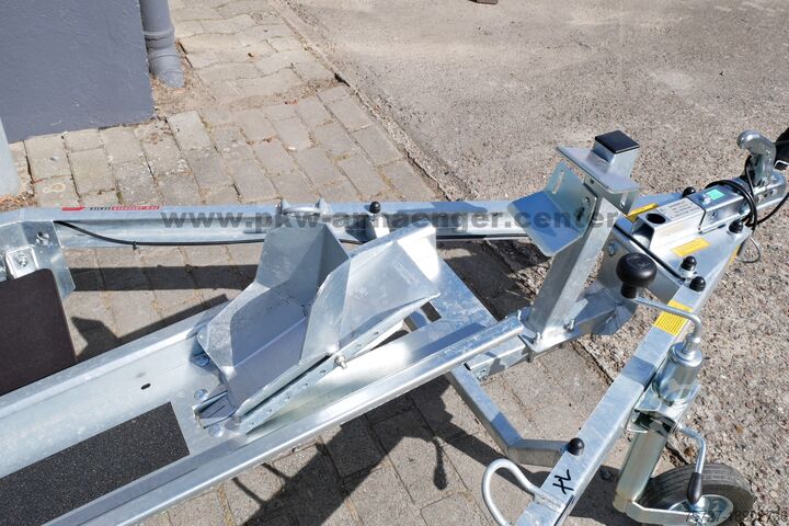 Motortrailer DEBON ROADSTER MOTO1 600kg 265x90cm