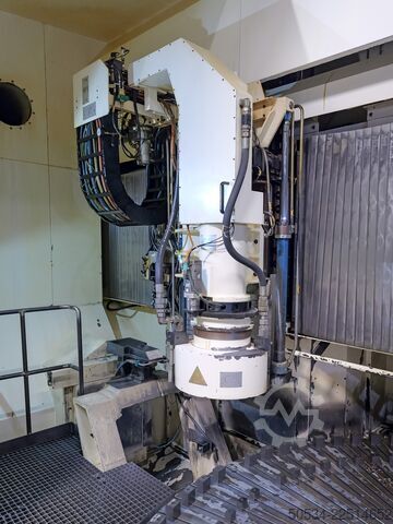 Pionowe precyzyjne centrum szlifierskie CNC KMT LIDKÖPPING VGG 4000