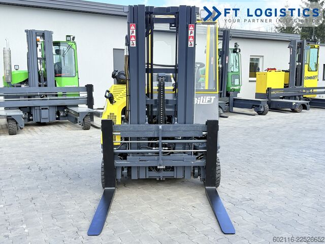 Fyrvägstruck Combilift CB2500 GAS TRIPLEX 4900 FORK POSITIONER