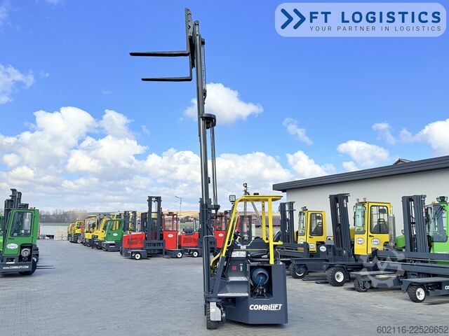 Fyrvägstruck Combilift CB2500 GAS TRIPLEX 4900 FORK POSITIONER