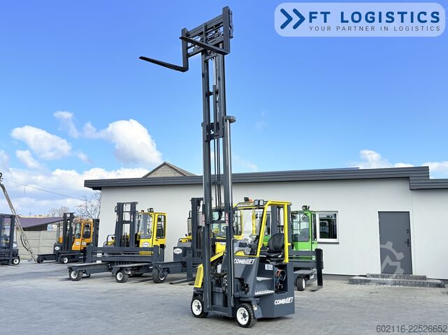 Fyrvägstruck Combilift CB2500 GAS TRIPLEX 4900 FORK POSITIONER