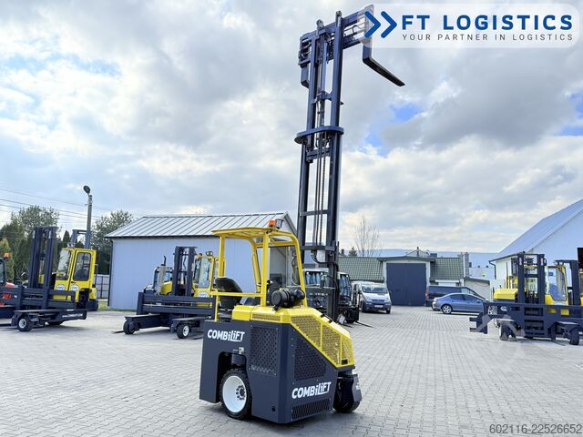 Fyrvägstruck Combilift CB2500 GAS TRIPLEX 4900 FORK POSITIONER