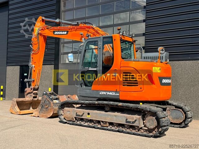 Guseničarski bager Doosan DX 140 LCR-5