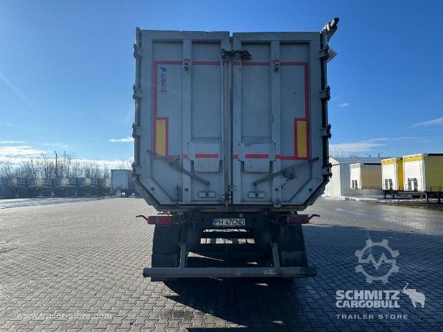 Semirimorchio ribaltabile Schmitz Cargobull Tipper Steel half pipe body 555m³