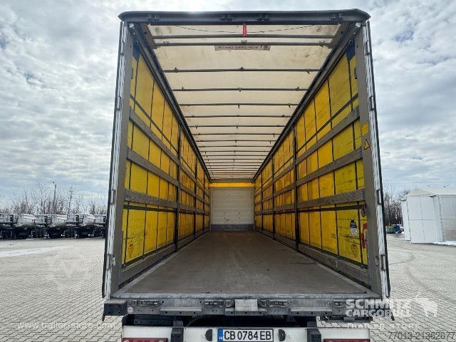 Semirimorchio con telone Schmitz Cargobull Curtainsider Standard