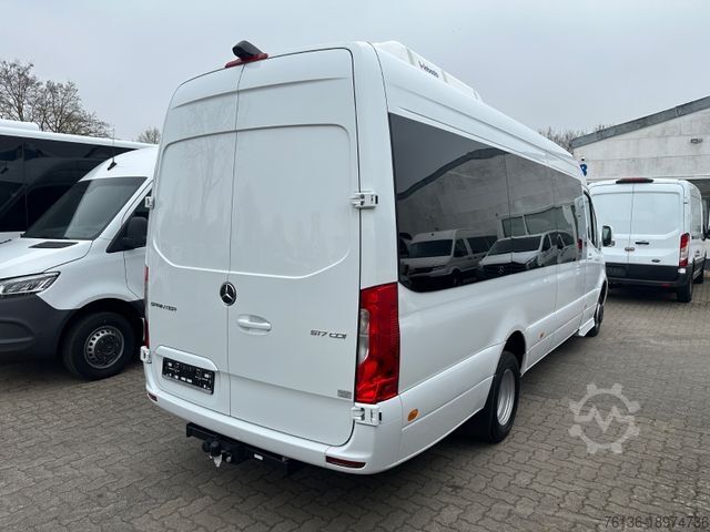 Minibús MERCEDES-BENZ Sprinter 517 21+3 Klima Standheizung Ahk Automat