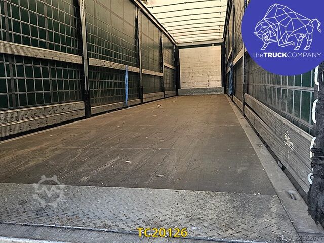 Csúszó ponyvák Schmitz Cargobull 