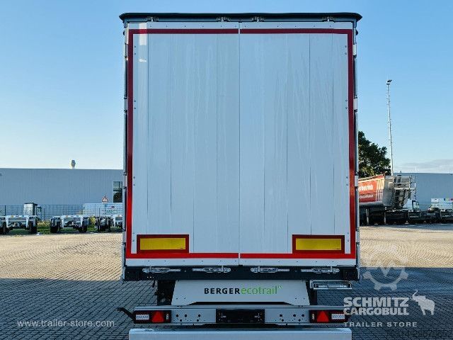 Öppen semitrailer med kapell Berger Curtainsider Standard