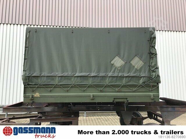 Ciężarówka z płaską platformą Doll Pritschenaufbau