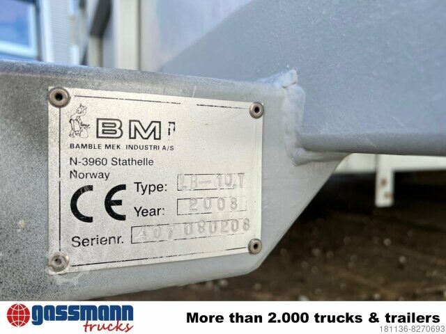 Camion plateau  BMI Pritschenaufbau mit Staukästen