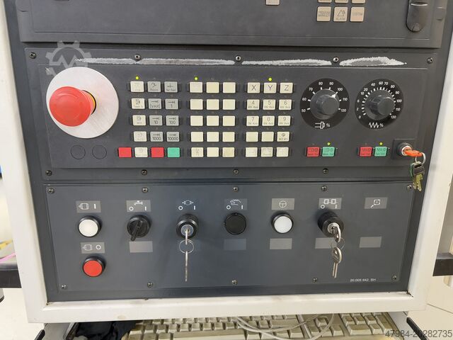 Horizontal-Bearbeitungszentrum Heller MC 25