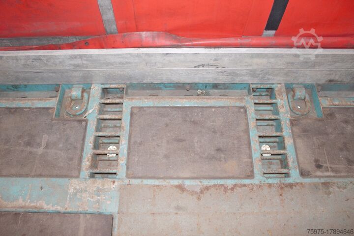 Offener Sattelauflieger mit Plane LUEK semirimorchio mega coils rampe usato