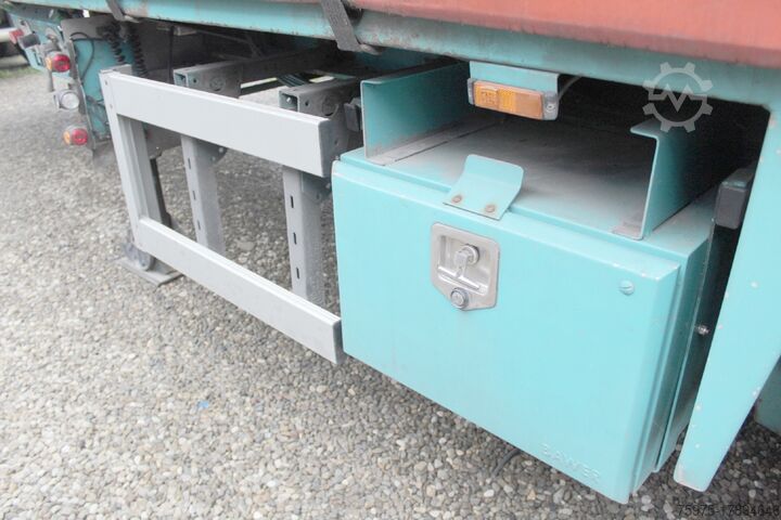 Offener Sattelauflieger mit Plane LUEK semirimorchio mega coils rampe usato