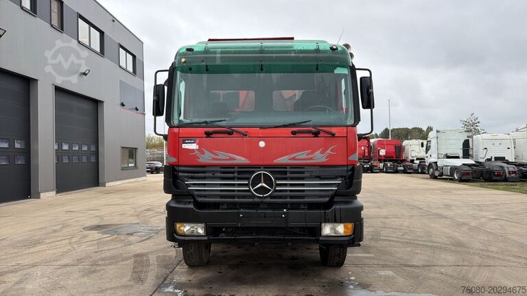 Třístranný sklápěč Mercedes-Benz Actros 4143 (GRAND PONT / BOITE MANUELLE / LAME...