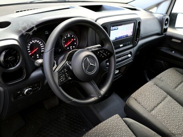 Aangepaste bestelwagen Mercedes-Benz Vito116CDI KA lang,Automatik,Kamera,Klima