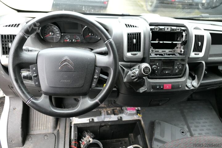 Hög tak skåpbil Citroën Jumper L4H2 Maxi Klima Kamera Navi MOTORSCHADEN