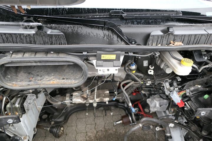 Hög tak skåpbil Citroën Jumper L4H2 Maxi Klima Kamera Navi MOTORSCHADEN