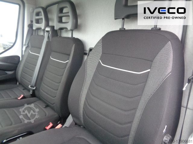 Vrachtwagen met bakwagen IVECO DAILY 70C18HA8/P