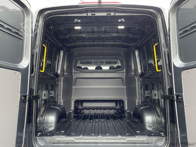 Furgon blaszak MAN TGE 3.180 L3H2 MIXTO 4x4 AUTOM ACC STANDH SITZH