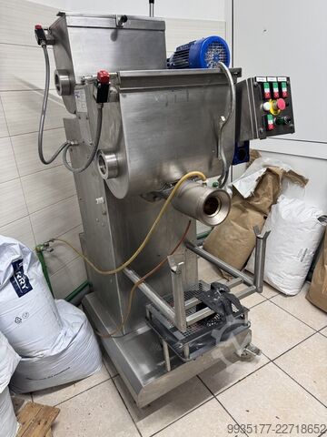 Mašina za preradu paste Dominioni P 55