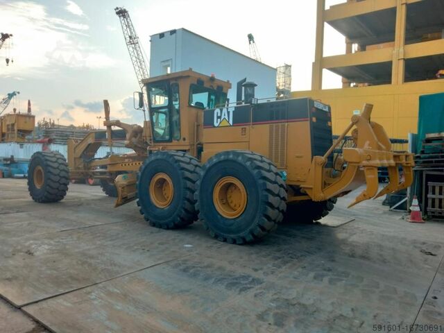 Równiarka silnikowa CATERPILLAR 16H