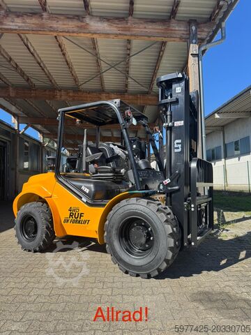 4kolový vysokozdvižný vozík UN UN FD 35 4WD Allradantrieb