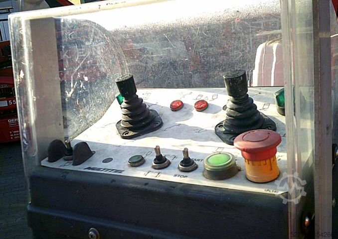 Plate-forme élévatrice sur camion Multitel MT162EX