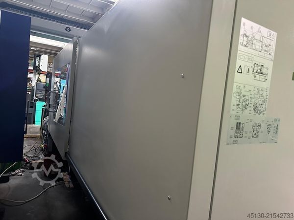 Máquina de moldagem por injeção Sumitomo Demag Systec 350/720-2300