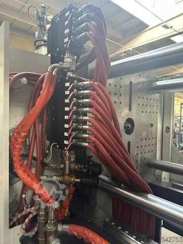 Máquina de moldagem por injeção Sumitomo Demag Demag Systec 350/720-2300