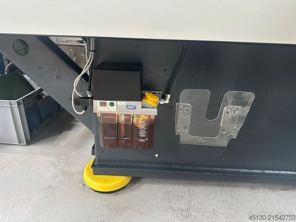 Máquina de moldagem por injeção Sumitomo Demag Demag Systec 350/720-2300