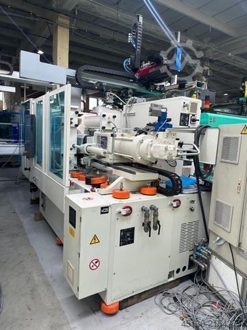 Máquina de moldagem por injeção Krauss Maffei KM 130-750 CX