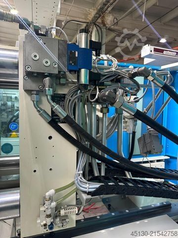 Máquina de moldagem por injeção Krauss Maffei KM 130-750 CX