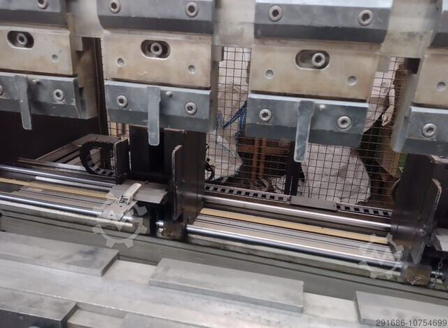 CNC afkantpers AMADA PROMECAM HFBO 170 - 30