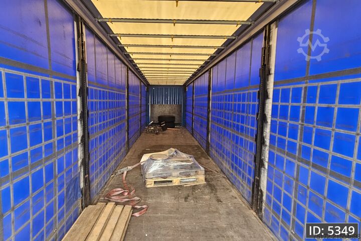 Posuvné plachty Krone SD / Disk brakes / Palletbox / Broken axle!