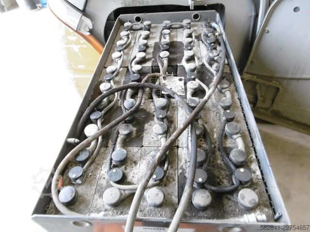 Carrello elevatore elettrico a 3 ruote STILL RX 20-20