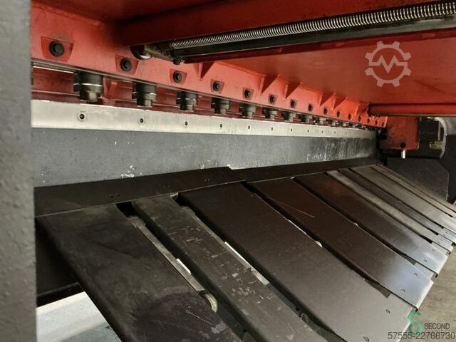 Nůžky na plech Amada GPN 630 Amada GPN 630