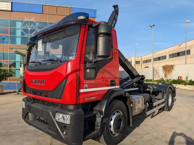 Chasis Iveco 180E28