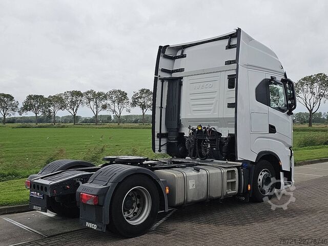 Standaard trekker IVECO S-WAY AS440S49 dubble Tank