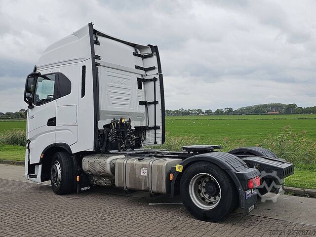 Standaard trekker IVECO S-WAY AS440S49 dubble Tank