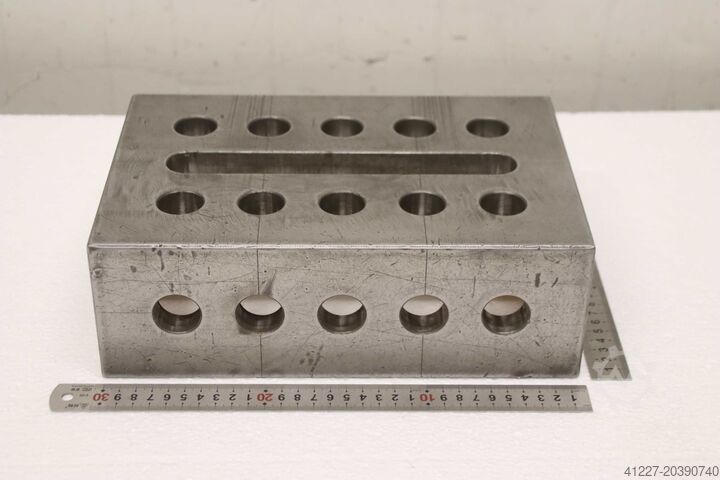 Fastspændingsterning Guss 300/200/H100 mm