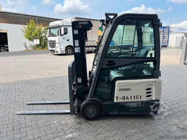 Heftruck Crown SCT6020-1.3 / Triplex 4,3m / 1.227h / 2017