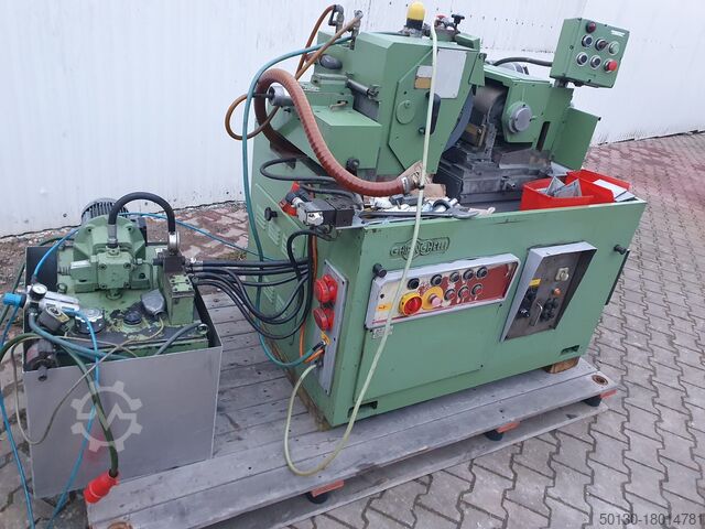 Centreerloze rondslijpmachine Ghiringhelli 