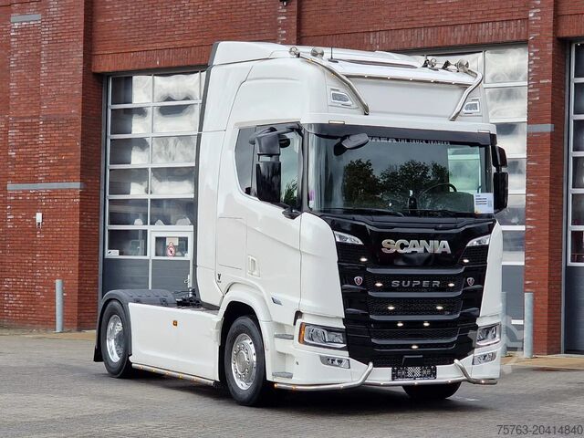Standaard-SZM Scania R560 Highline 4x2 - Like new - Full spec - Face...