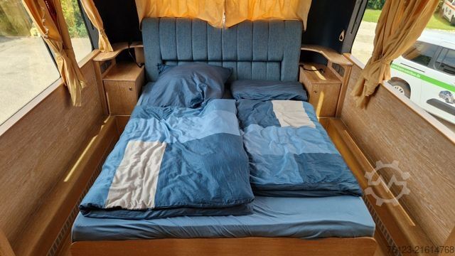 Lakókocsi/lakóautó Neoplan Starliner 2 XXL Wohnbus Setra