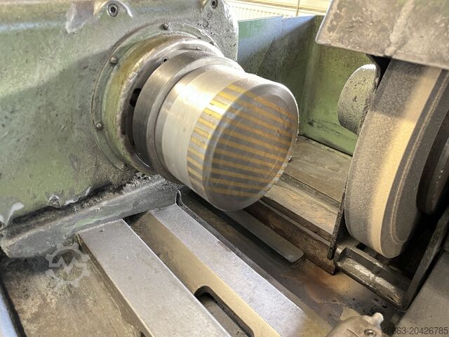 Rectifieuse cylindrique avec dispositif de rectification intérieure. Schaudt AR500