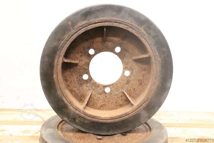 Solid rubber tires with rim, 2 pieces Renger Ø 420 x 80 mm