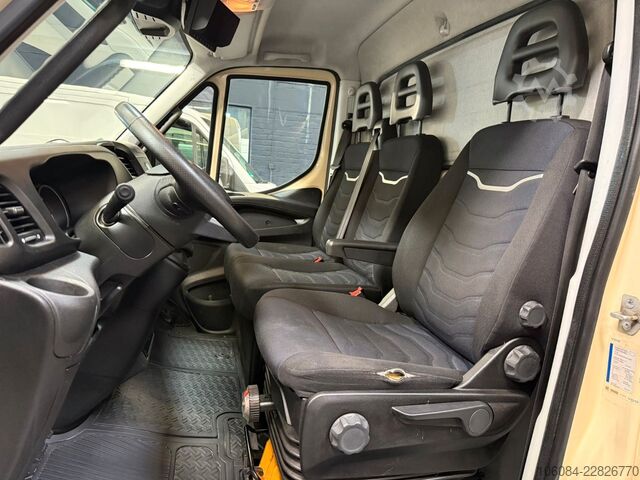 Camion bâché IVECO Daily 72-210 Getränkeaufbau AUTOM. AC R-CAM AHK