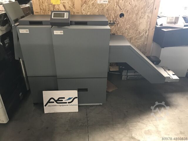 SDD Square Fold + 2 Side Booklet Trimmer SDD SDD Square Fold + 2 Side Booklet Trimmer